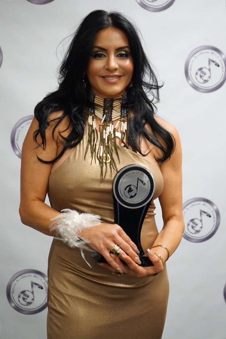 canadian-indigenous-singer-makes-history-triumph-business-communications